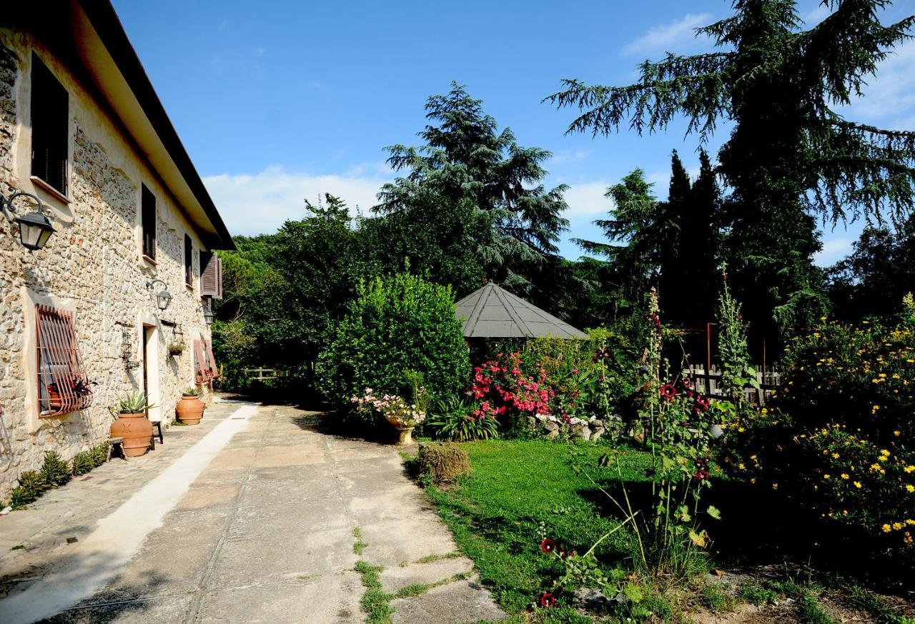 Country House Sezze ภายนอก รูปภาพ